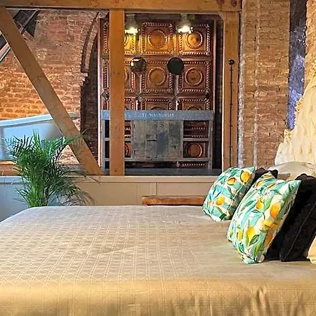 Walburgis Residenties 4*