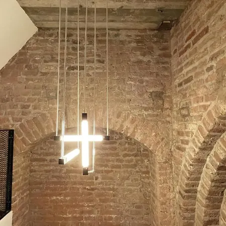 Walburgis Residenties 아파트호텔 아른헴