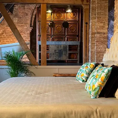 아파트호텔 Walburgis Residenties 4*